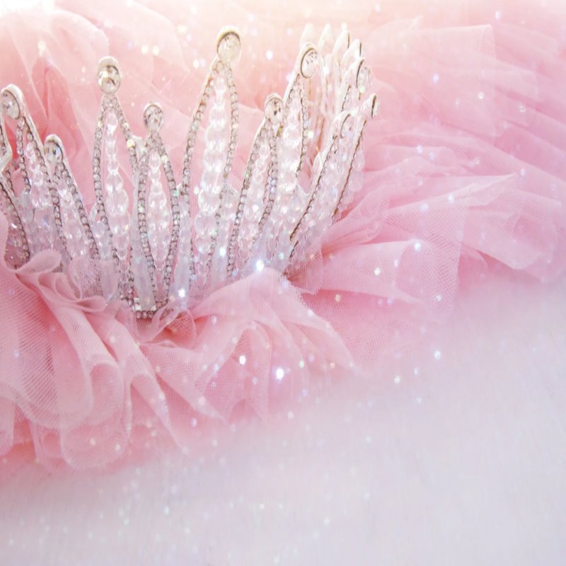 Papier Peint Princesse <br/> Couronne Scintillante