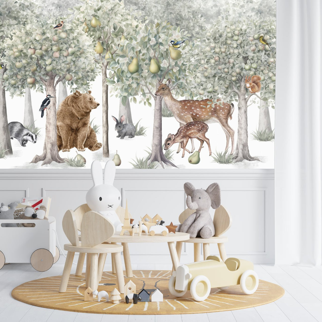 Papier Peint Animaux  <br/> Ours et Forêt Fruitière