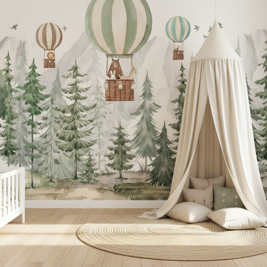 Papier Peint Animaux <br/> Forêt Verte et Animaux Montgolfières